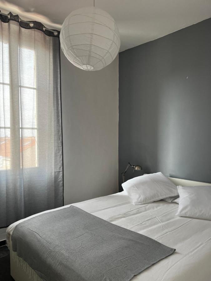 L'Olivier Apartment Toulon Luaran gambar